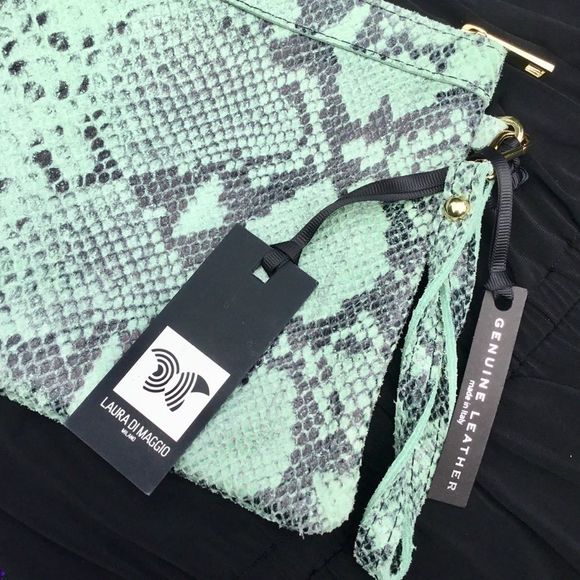 NWT $100 Laura Di Maggio | Leather Snake Print Clutch in Mint Green - Picture 2 of 8